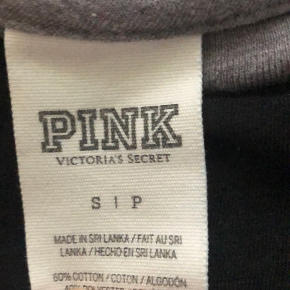 Pink/vs shirt - Picture 2 of 2